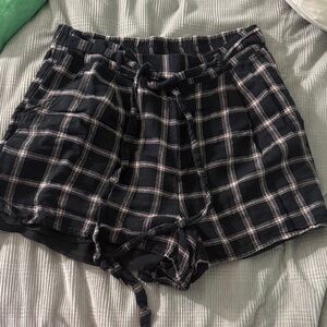 American Eagle Outfitters Black and White Plaid Women Shorts